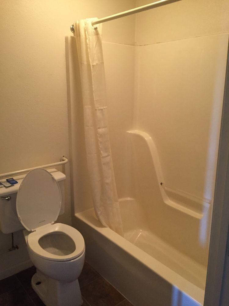 Economy Inn St. James Экстерьер фото